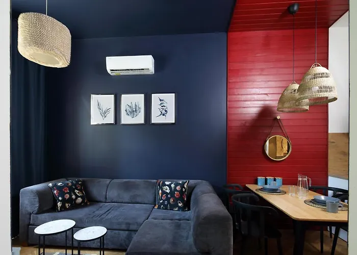 Apartment Red & Blue By Oneapartments