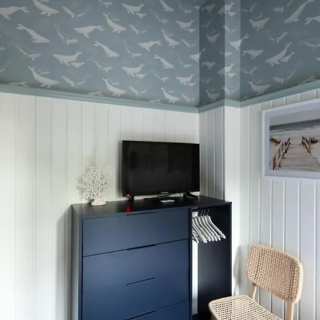 Red & Blue By Oneapartments Apartman