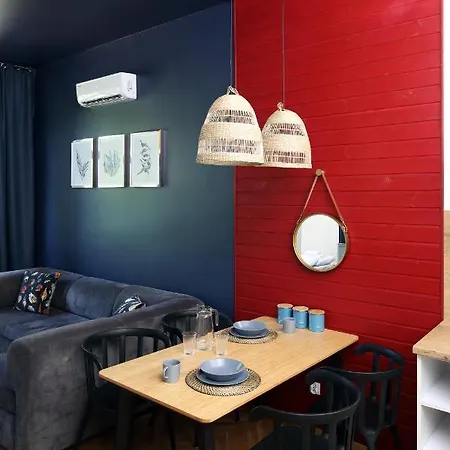 Apartment Red & Blue By Oneapartments *